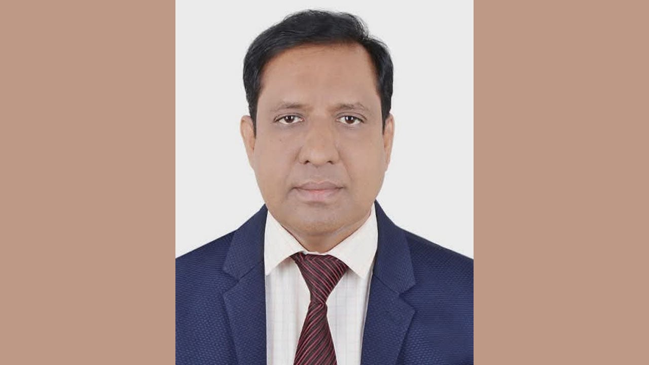 লক্ষ্মীপুর বিজ্ঞান ও প্রযুক্তি বিশ্ববিদ্যালয়ের প্রথম উপাচার্য হানিফ মুরাদ