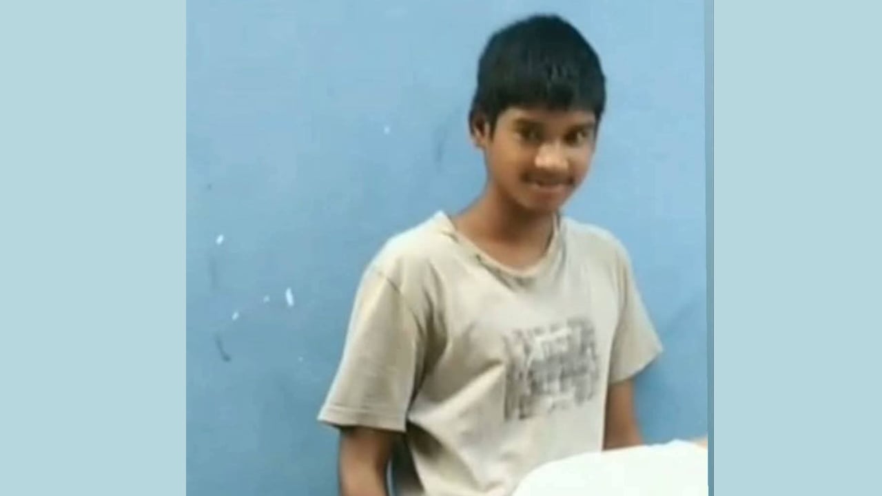 লোহাগাড়ায় সাপের কামড়ে কিশোর নিহত