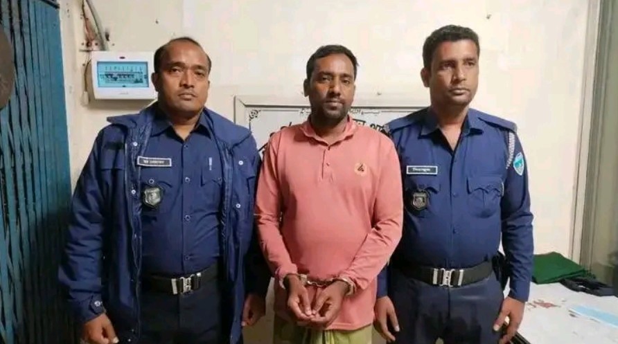 কুমিল্লায় নিষিদ্ধ ছাত্রলীগের সভাপতি গ্রেপ্তার