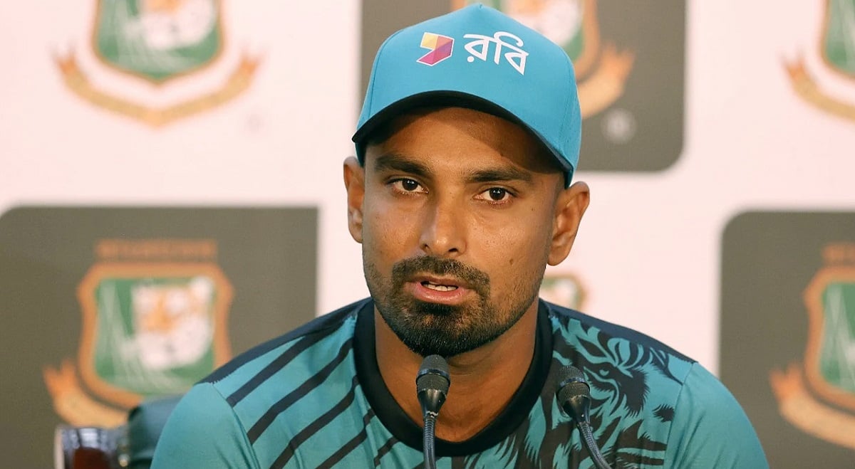 পাওয়ার প্লেতেই খেলা শেষ, মানছেন লিটন