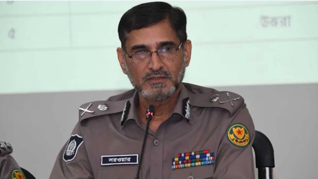 ঢাকায় নিরাপত্তা জোরদার, স্থানীয়দের সতর্ক থাকার আহ্বান