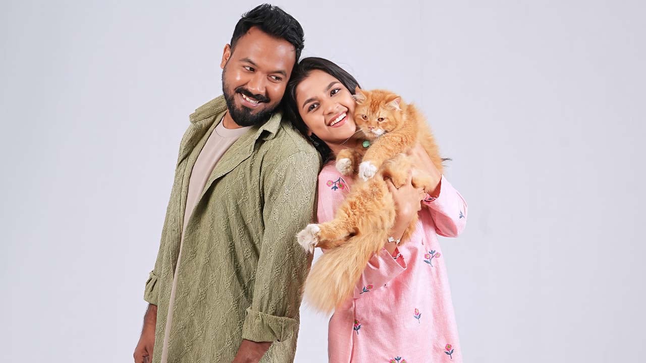 দর্শকপ্রিয়তায় সাদিয়া-পলাশের ‘লাভ সিটার’