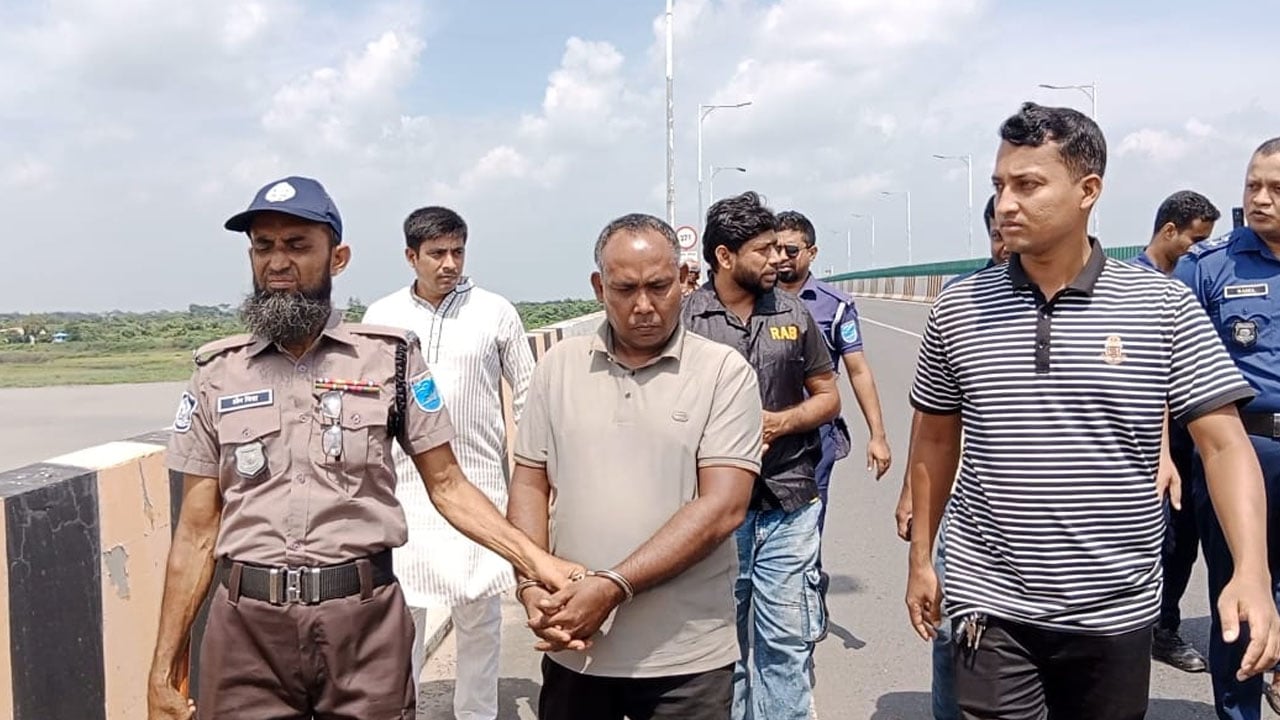 শিবচরে নারী হত্যায় গ্রেপ্তার ১, শিশুসন্তানকে নদীতে ফেলার স্বীকারোক্তি