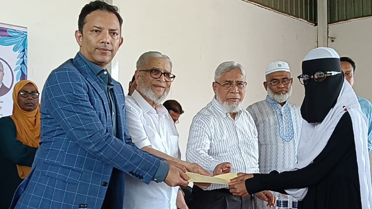 মাধবপুরে এস.এম ফয়সল শিক্ষাবৃত্তি প্রদান