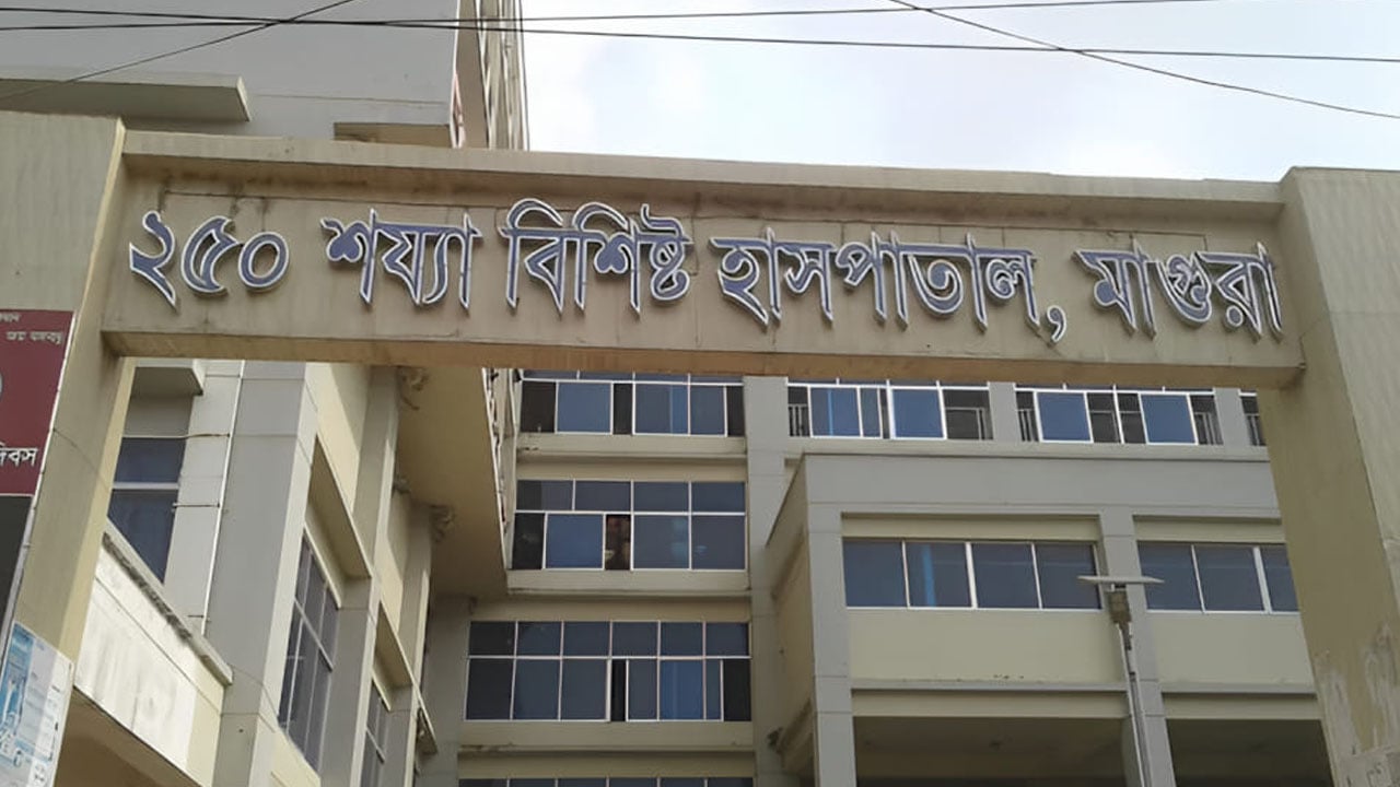 শ্রীপুরে নিয়ন্ত্রণ হারিয়ে মোটরসাইকেল আরোহী নিহত