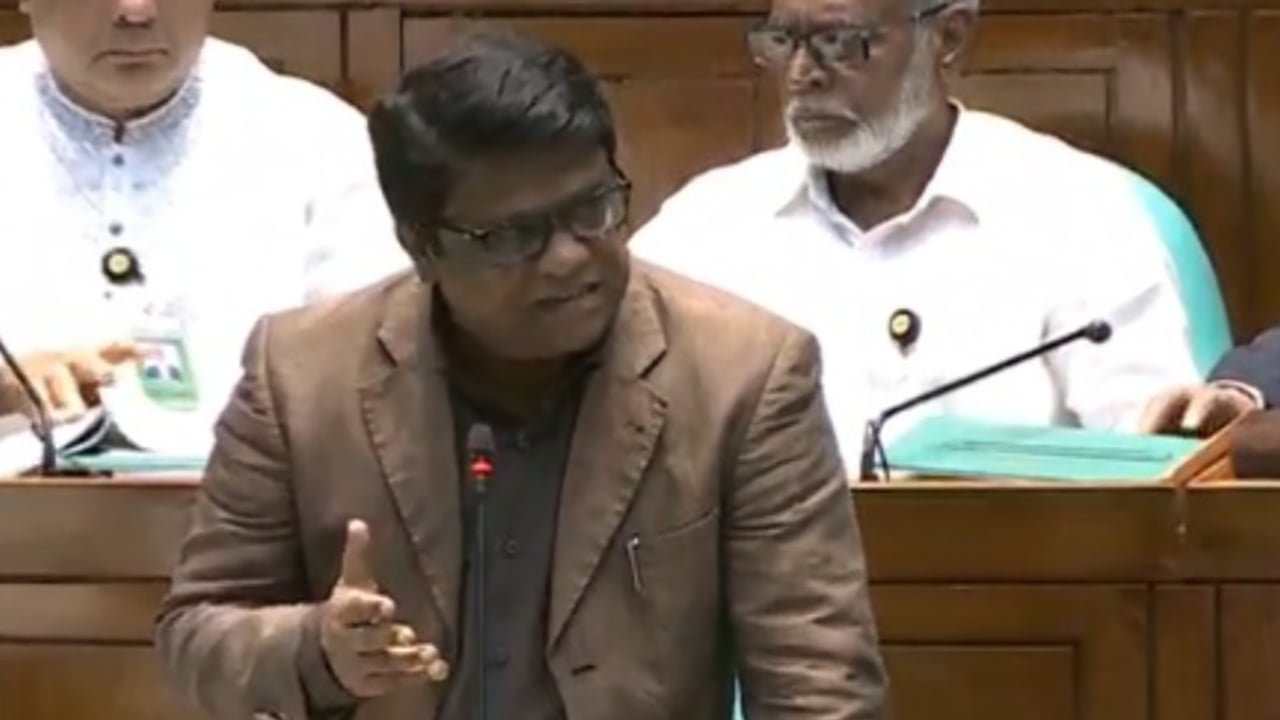 ৫০ বছরেও আ.লীগের ফিরে আসার সম্ভাবনা ক্ষীণ