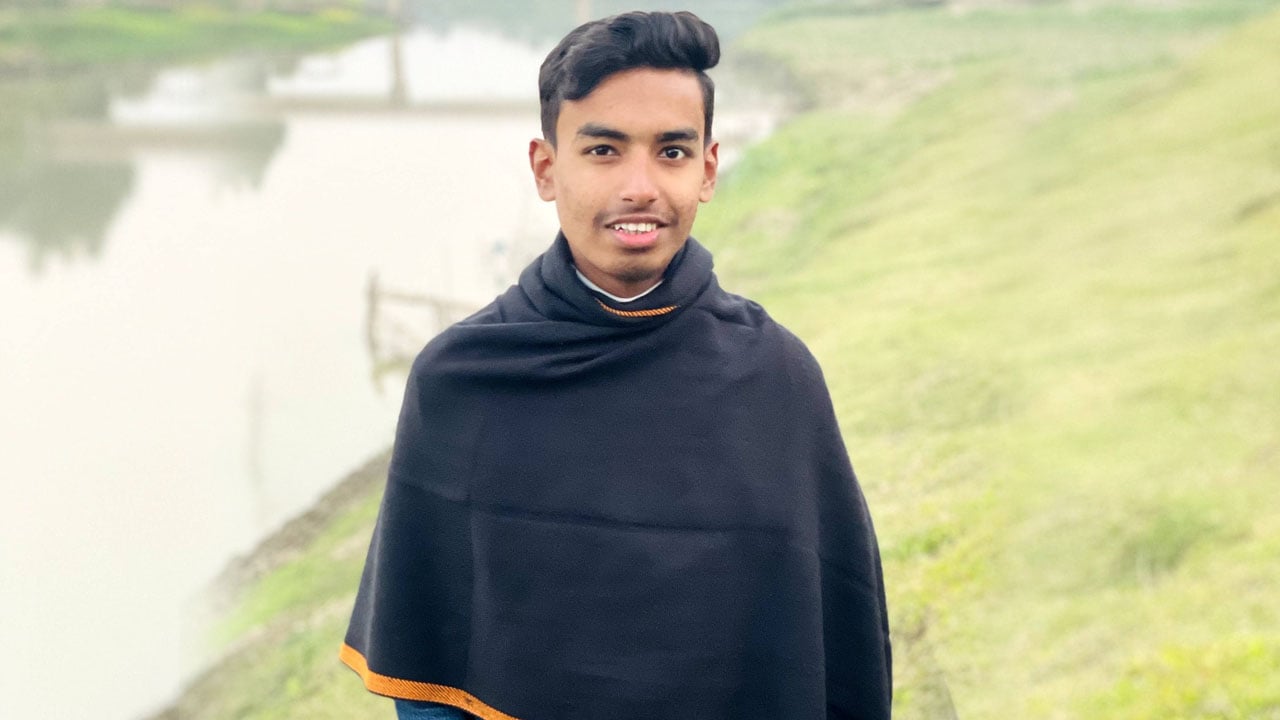 বিবিসি বাংলার কাছে কোটি টাকা ক্ষতিপূরণ দাবি মাহদীর