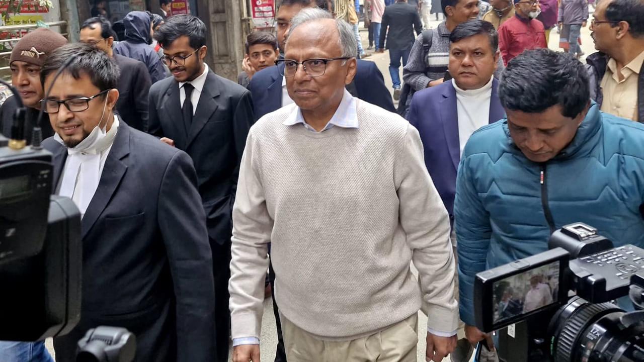 সিএমএম আদালতে মাহমুদুর রহমান