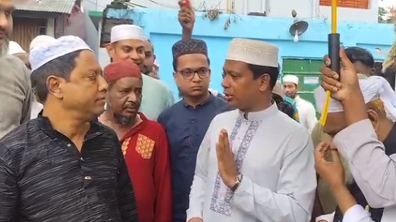 হযরত শাহপরান (রহ.) মাজারেও দানবাক্স বসালো জেলা প্রশাসন