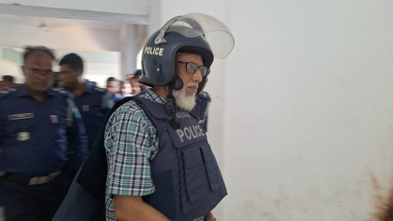 একদিনের রিমান্ডে সাবেক এমপি মজিদ