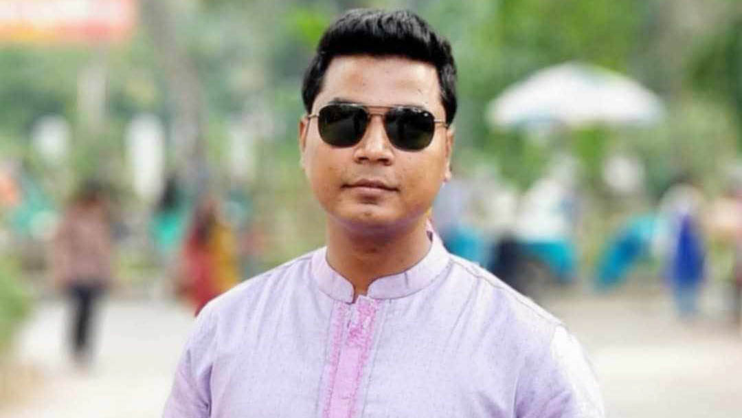 উত্তর সিটির জনসংযোগ কর্মকর্তা মকবুলকে ছুরিকাঘাত