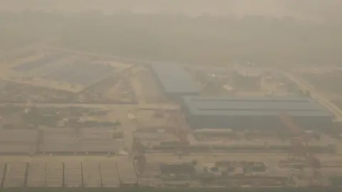 মালয়েশিয়ায় ধোঁয়াশাজনিত জরুরি অবস্থা প্রত্যাহার