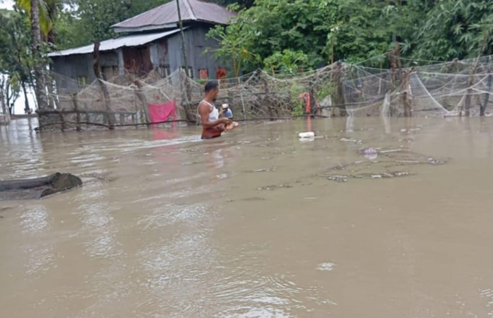 ঘূর্ণিঝড় ‘শক্তির’ প্রভাবে পানির নিচে চরফ্যাশনের শতাধিক বাড়ি