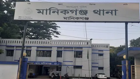 অটোরিকশার ব্যাটারি চুরি করতে গিয়ে ধরা পড়ল জামাই, ধস্তাধস্তিতে প্রাণ গেল শ্বশুরের
