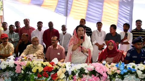 ঐক্যবদ্ধভাবে কাজ করলে এলাকার উন্নয়ন ত্বরান্বিত হবে: খাদ্যমন্ত্রী 