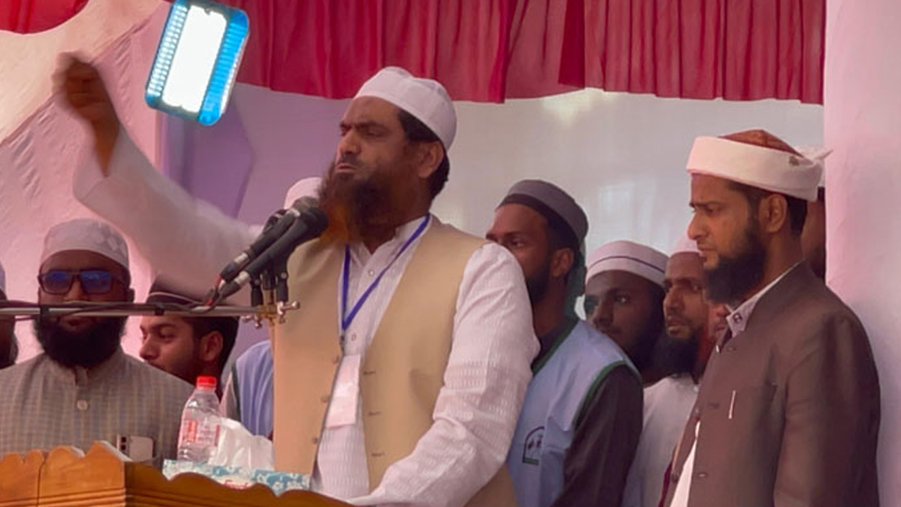 সত্যের অনুসারীরা কম হলেও শক্তিশালী: মামুনুল হক