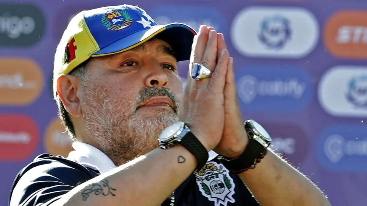 ম্যারাডোনার মৃত্যু রহস্যে নতুন মোড়, আবারও শুরু হলো বিচার কার্যক্রম