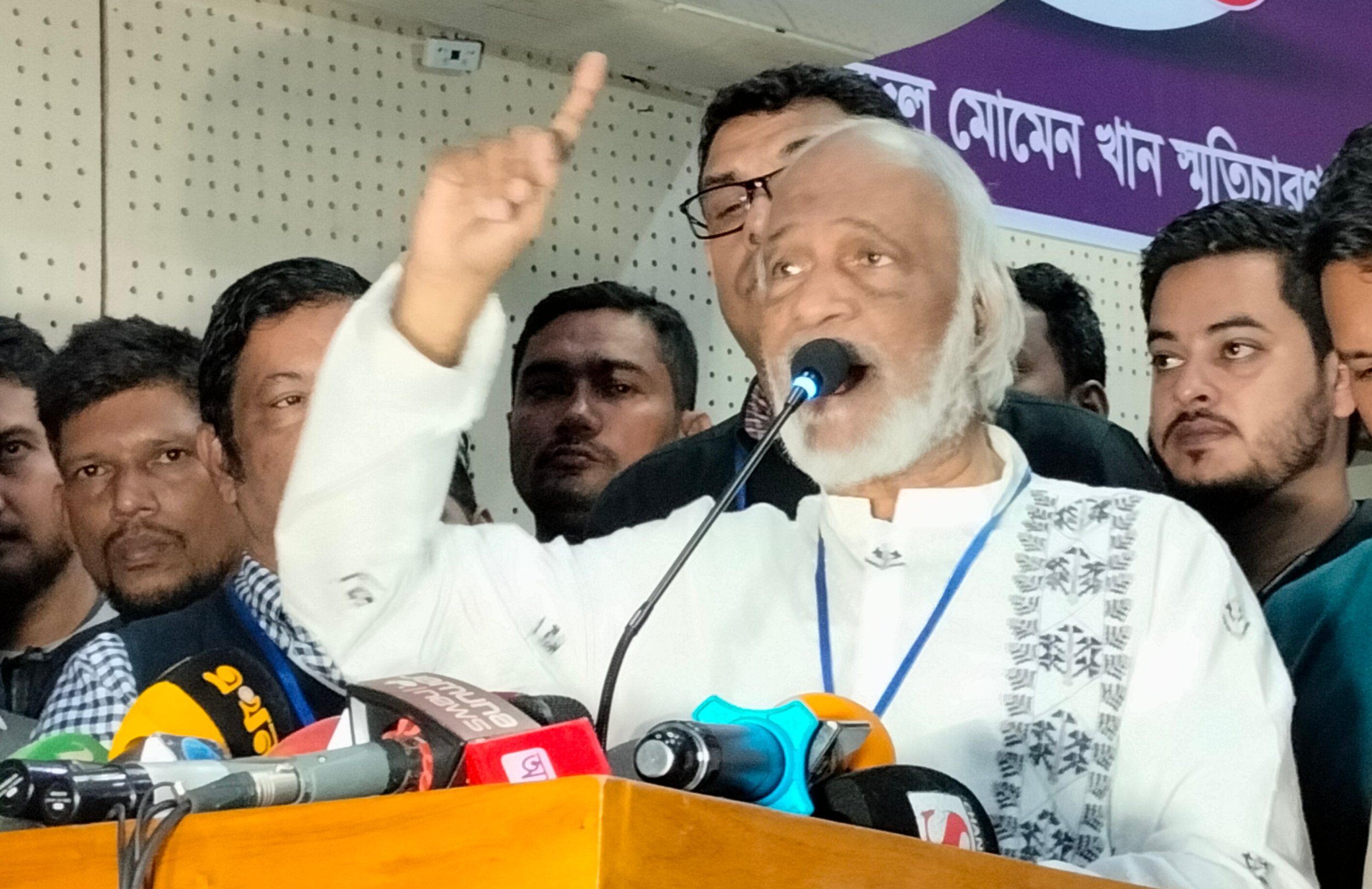 আবু সাঈদরা বিশ্ব ইতিহাসে স্থান করে নিয়েছে: মঈন খান