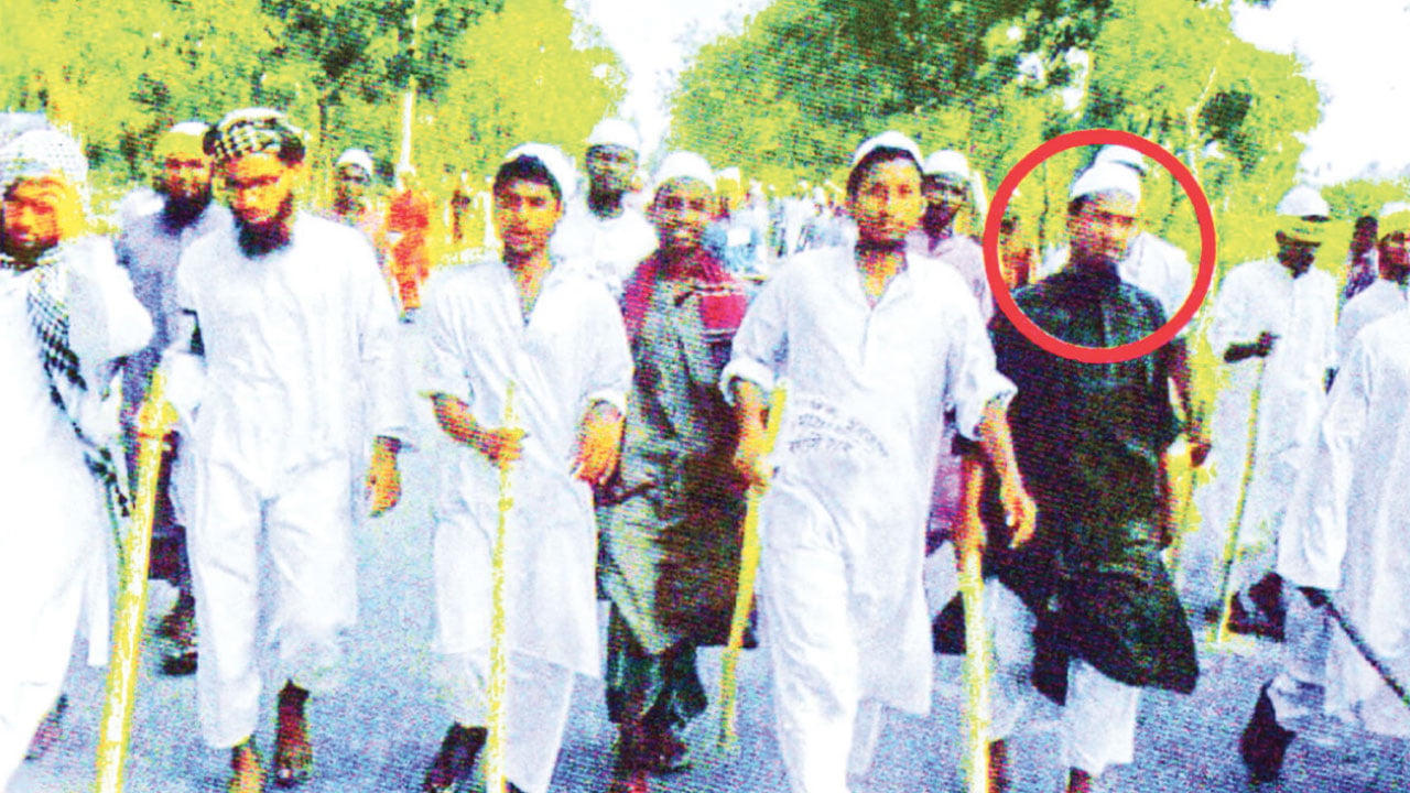 কোথায় আছে সিরাজুলের লাশ