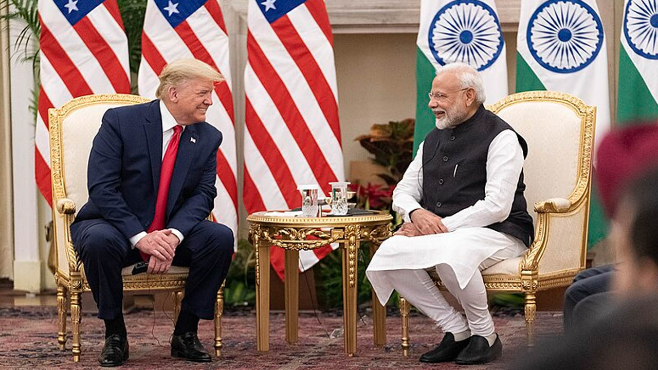 আমেরিকা থেকে অবৈধ ১৮ হাজার ভারতীয়কে ফেরাবে মোদি