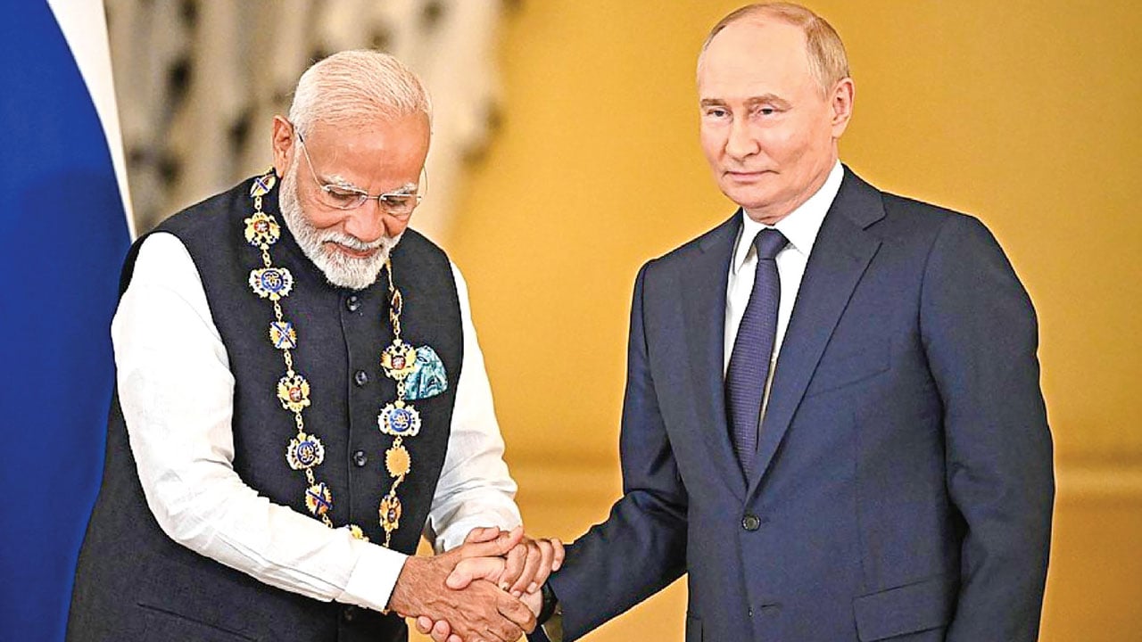 জ্বালানি সংকটে ভাঙছে জোট : রাশিয়ামুখী ভারত