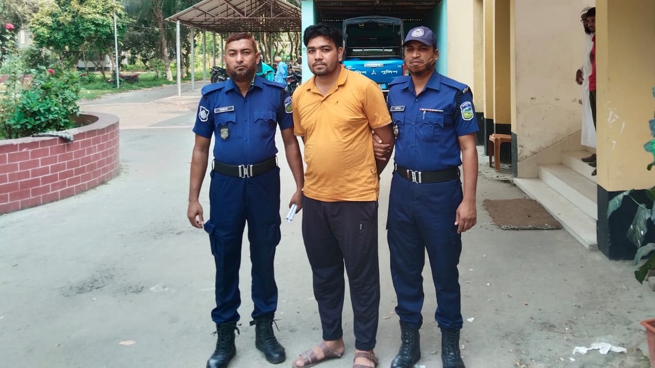 টাকা আত্মসাত মামলায় যুবলীগ নেতা গ্রেপ্তার