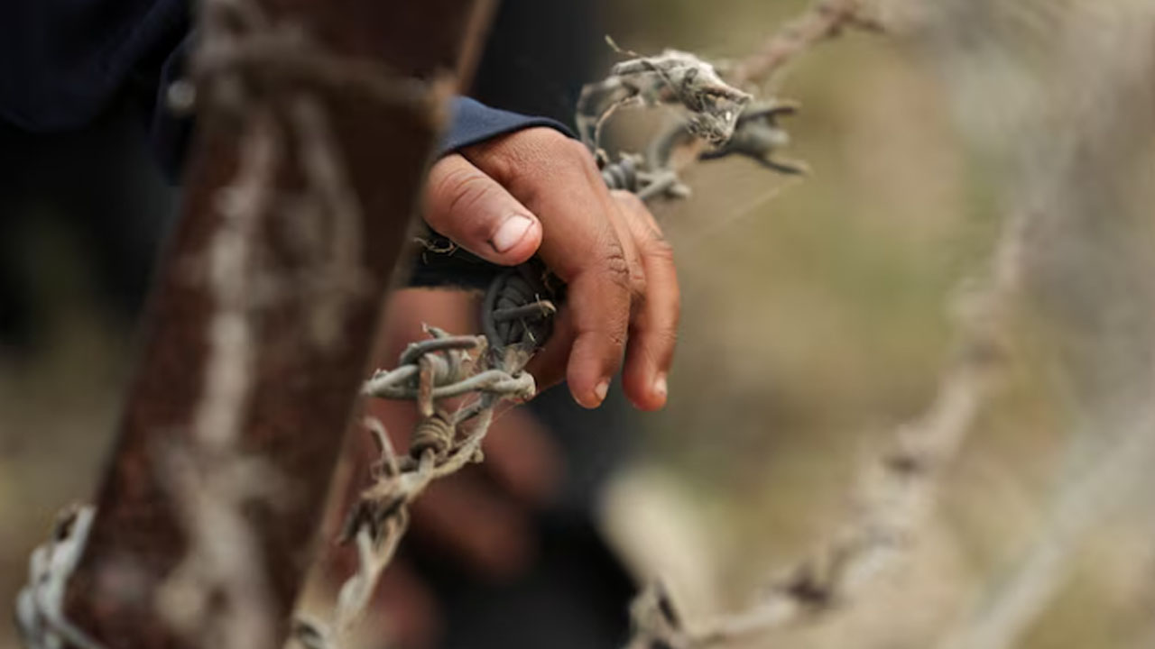 আজাদ কাশ্মীরের সব মাদরাসা বন্ধ ঘোষণা