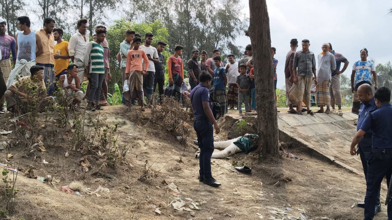 মেরিন ড্রাইভে মোটরসাইকেল নিয়ন্ত্রণ হারিয়ে আরোহী নিহত