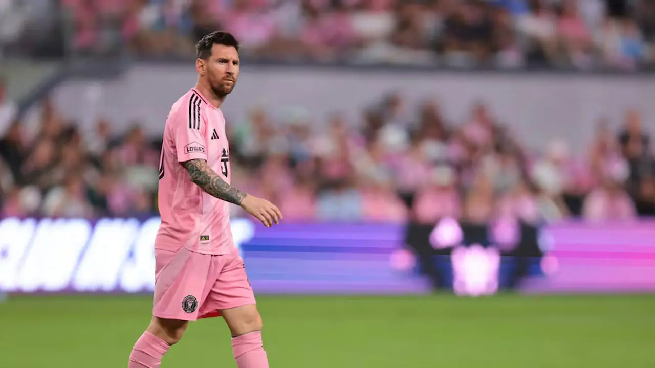 বিবর্ণ মেসি, আবারও ড্রয়ে আটকে গেল মিয়ামি