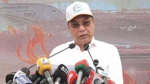 বিমানবন্দরে ঠিকমতো দায়িত্ব পালনে পুরস্কার, অবহেলা করলে শাস্তি 