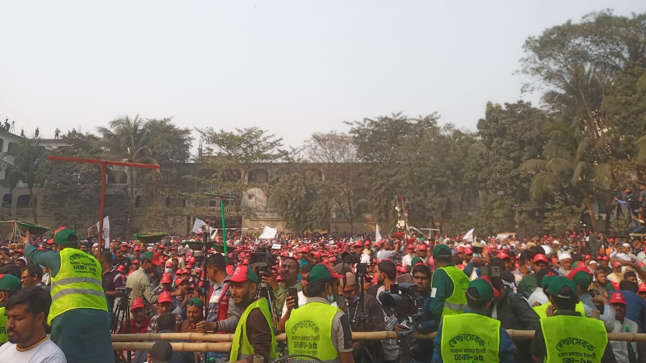 মিরপুরে জামায়াত আমিরের নিবাচনি জনসভায় মানুষের ঢল
