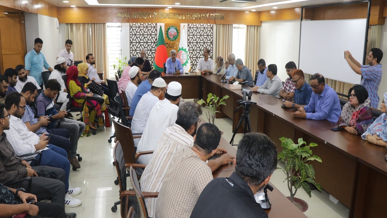 ডুয়েটে নবনিযুক্ত উপাচার্য অধ্যাপক ড. ইকবালকে সংবর্ধনা