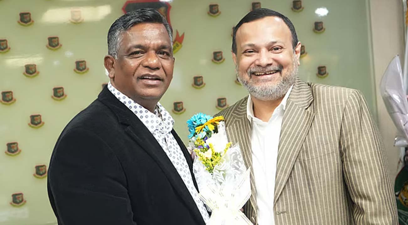 নিজ গণ্ডিতেই আটকে থাকেন বুলবুল