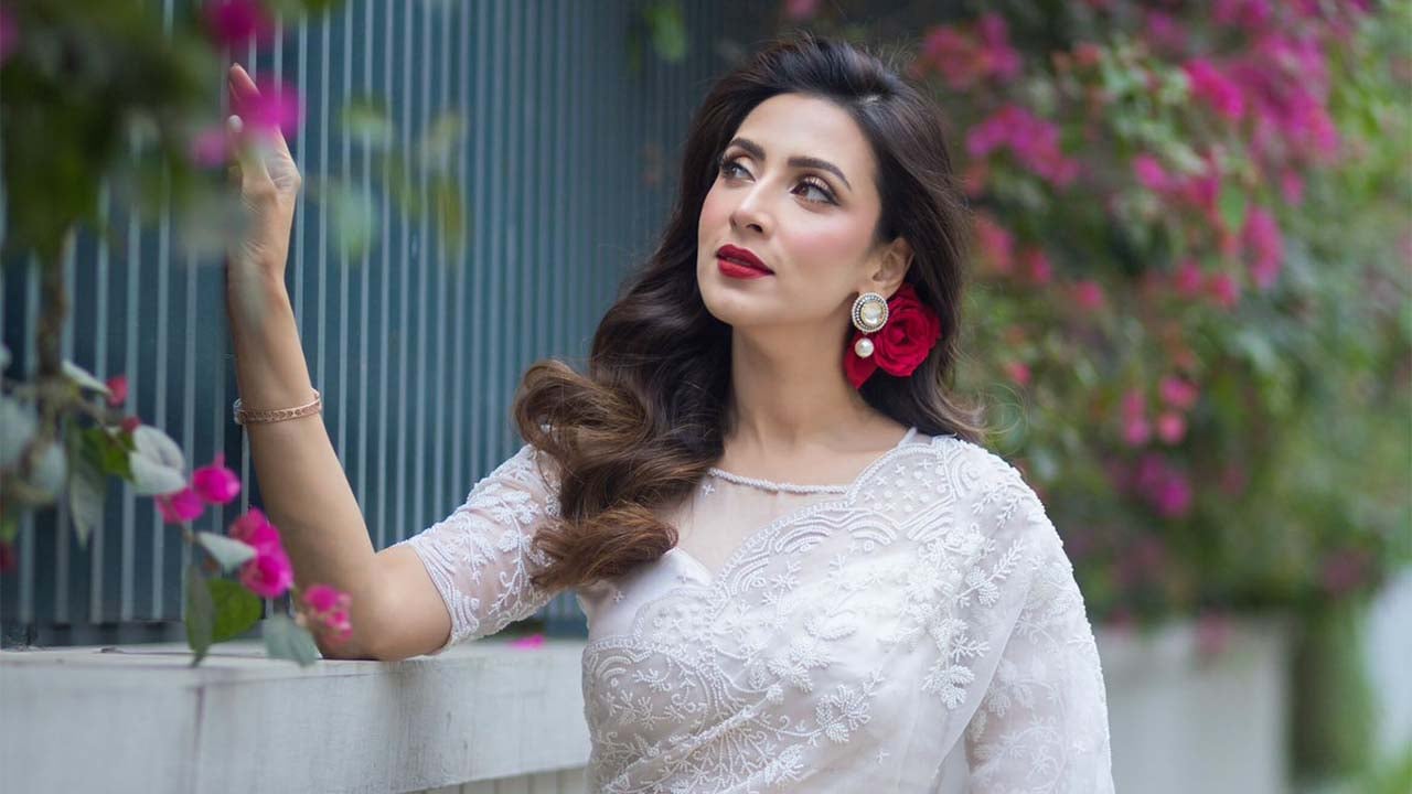 টপ অ্যাঙ্গেলে ভিডিও ধারণ নিয়ে যা বললেন মিম