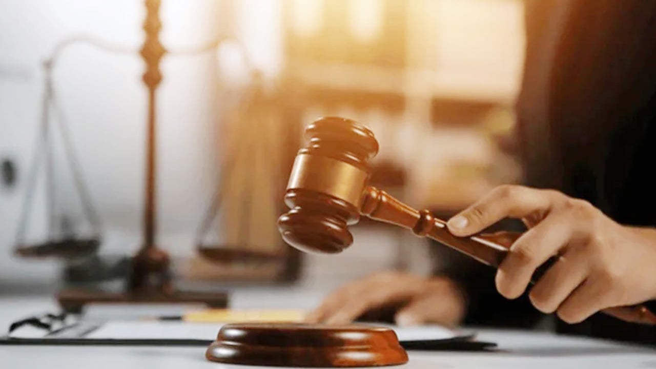 অধস্তন আদালতে বিচারাধীন ৪০ লাখ ৪১ হাজার ৯২৪ মামলা