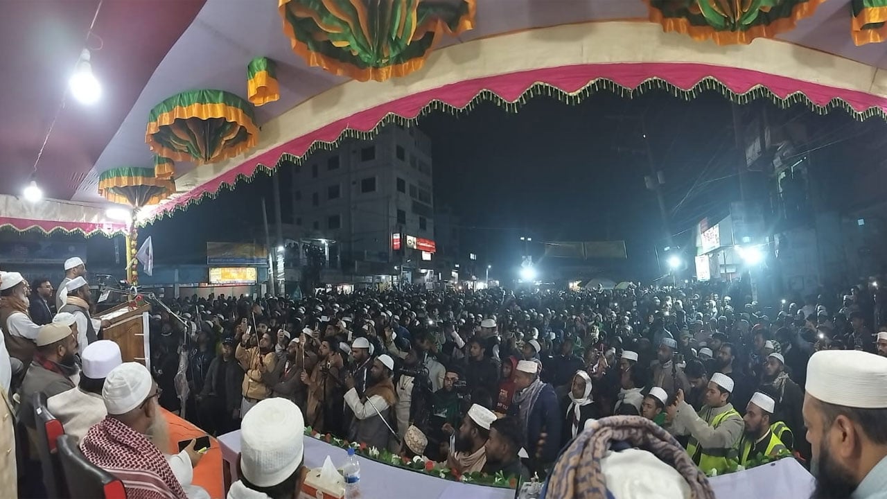 নাসীরুদ্দীন পাটওয়ারীর ওপর হামলার ঘটনায় মামুনুল হকের তীব্র নিন্দা