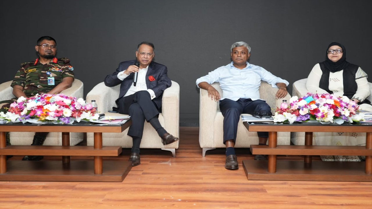 পল্লী বিদ্যুতের কর্মকর্তা-কর্মচারীদের সঙ্গে মন্ত্রী ও প্রতিমন্ত্রীর মতবিনিময়