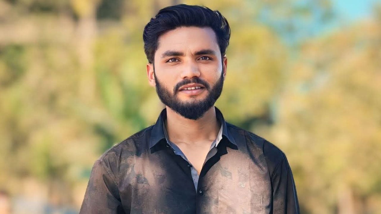 জুলাই আন্দোলনে গুলির ক্ষত আজও বয়ে বেড়াচ্ছেন ছাত্রদল কর্মী