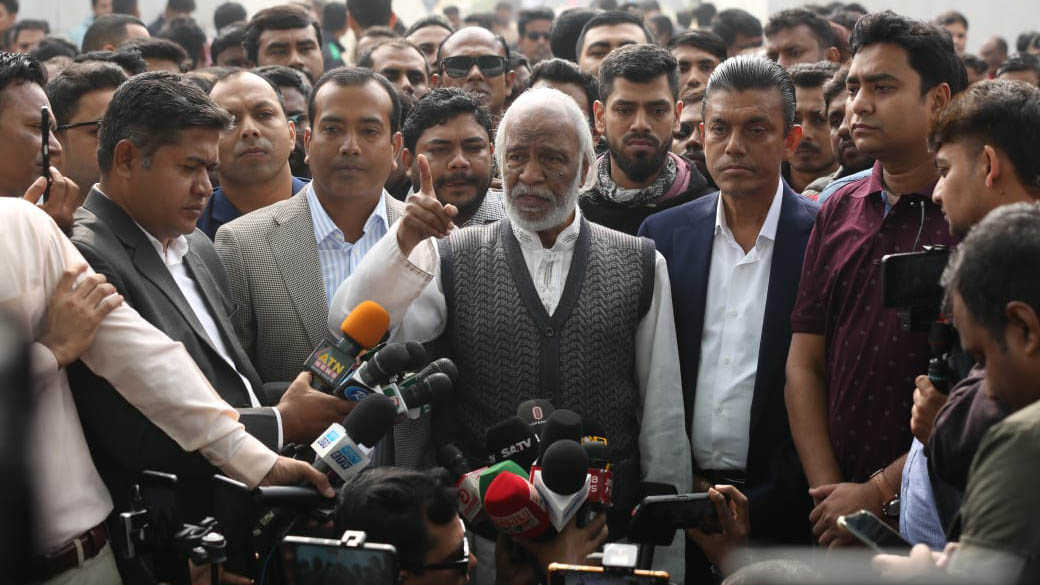 নতুন প্রজন্মের দিকে তাকিয়ে দেশ