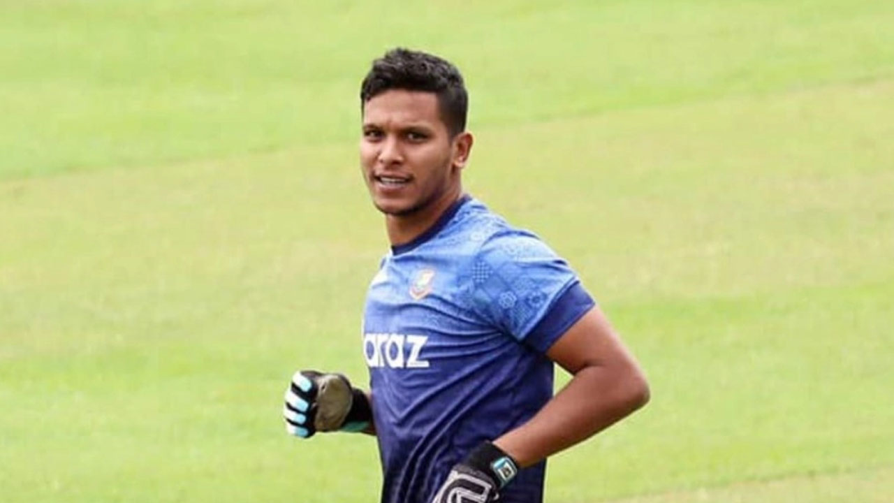 শ্রীলঙ্কায় গেলেন টি-টোয়েন্টি স্কোয়াডের ক্রিকেটাররা