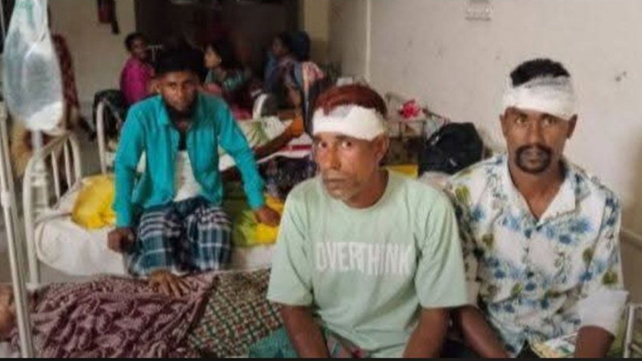 পল্লী বিদ্যুতের ট্রান্সফর্মার স্থাপন নিয়ে দুইপক্ষের সংঘর্ষে আহত ৭