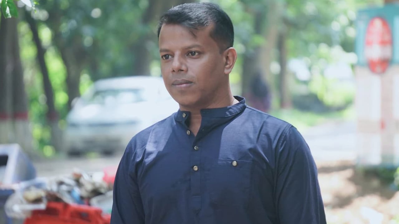 ঐক্যবদ্ধভাবে দেশ গঠনই হবে শহীদদের প্রতি প্রকৃত সম্মান