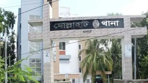 বাগেরহাটে শাপলা তুলতে গিয়ে পানিতে ডুবে দুই বোনের মৃত্যু