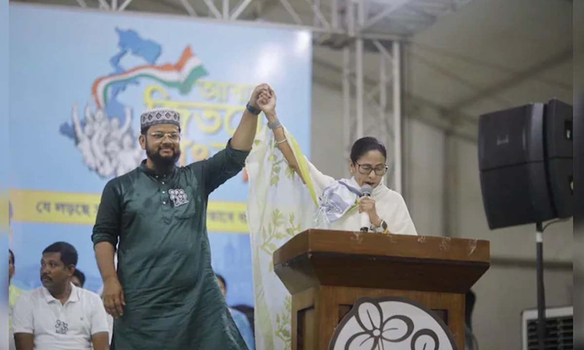 বিদ্রোহীদের ছেড়ে ফের মমতার শিবিরে কাসেম সিদ্দিকী