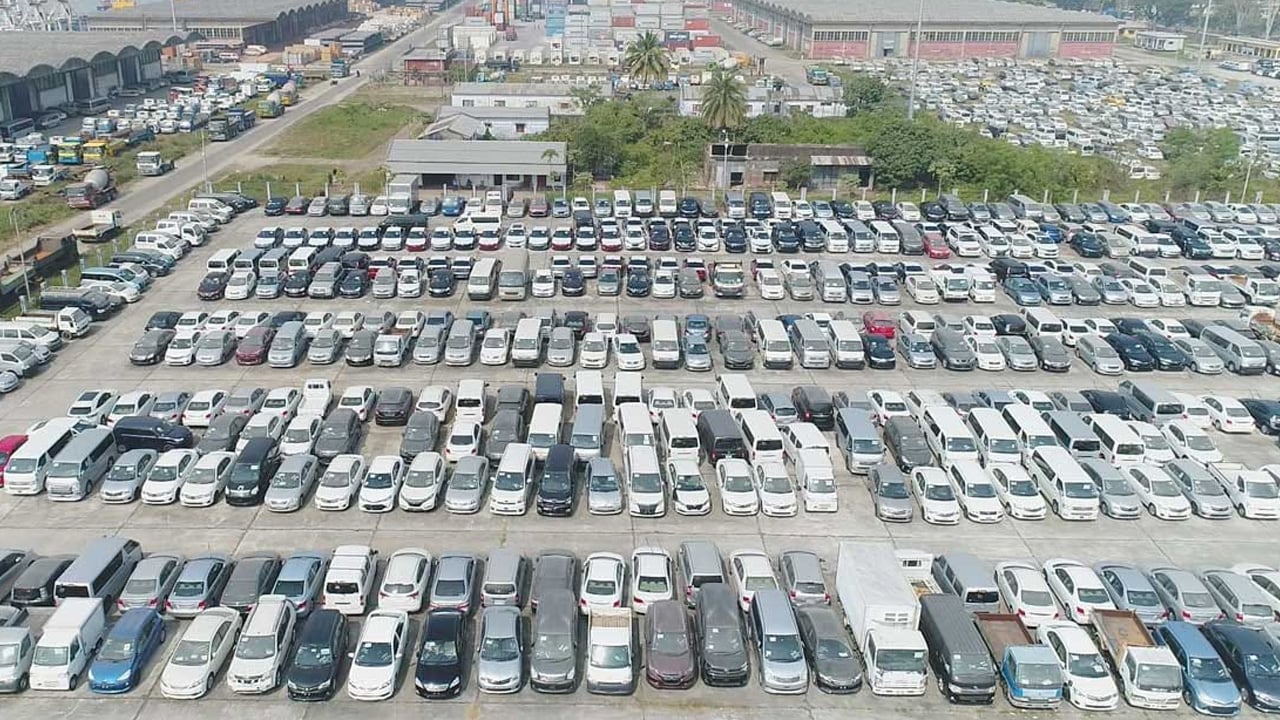 মোংলা বন্দরে রিকন্ডিশন গাড়ি আমদানি বৃদ্ধি, বাড়ছে রাজস্ব