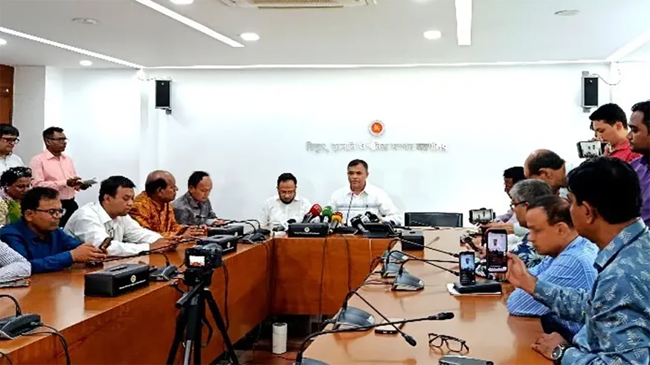 আগামী দুই মাসে জ্বালানি তেলের সংকট হবে না