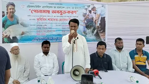 মনোহরদীতে এ্যাব মহাসচিবের মাছের পোনা অবমুক্তকরণ কর্মসূচি