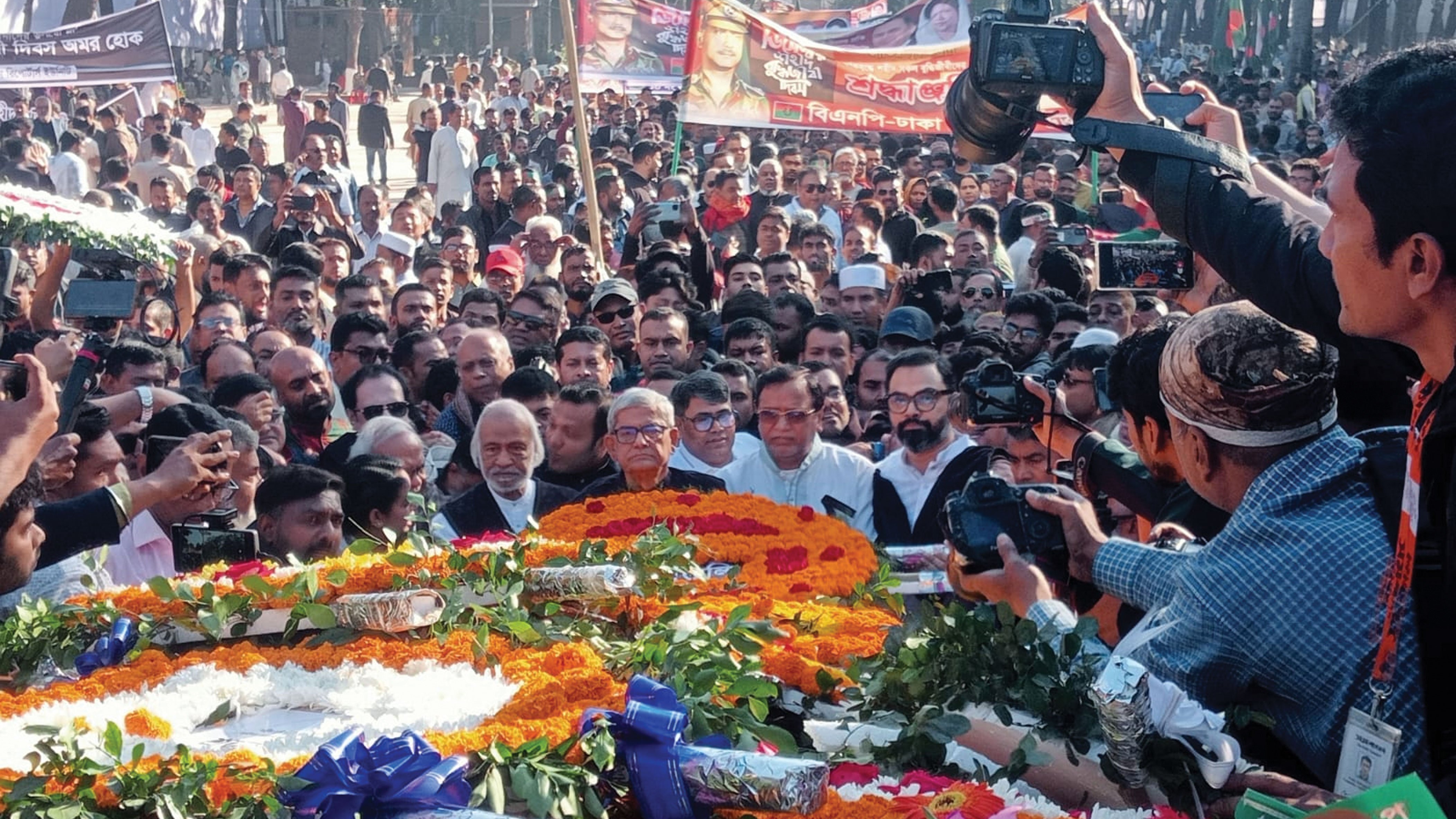 সব ষড়যন্ত্র ব্যর্থ করে যথাসময়ে নির্বাচন হবে: ফখরুল