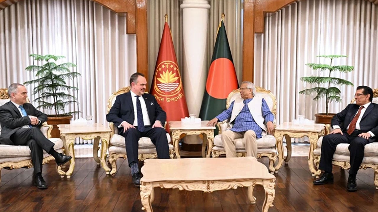 ভবিষ্যৎ নির্বাচনের মানদণ্ড স্থাপন করবে ১২ ফেব্রুয়ারির ভোট