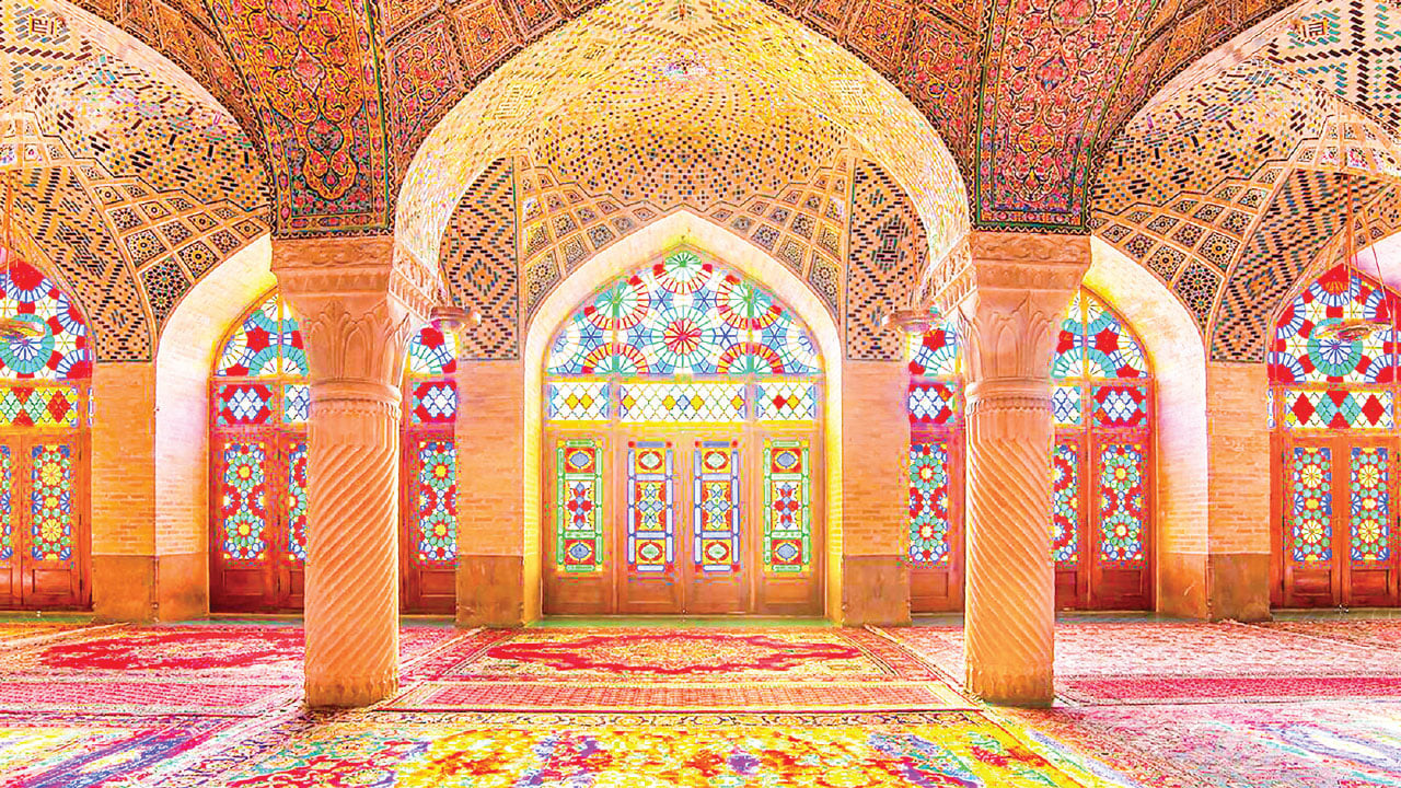 মসজিদের বাহ্যিক সাজসজ্জা